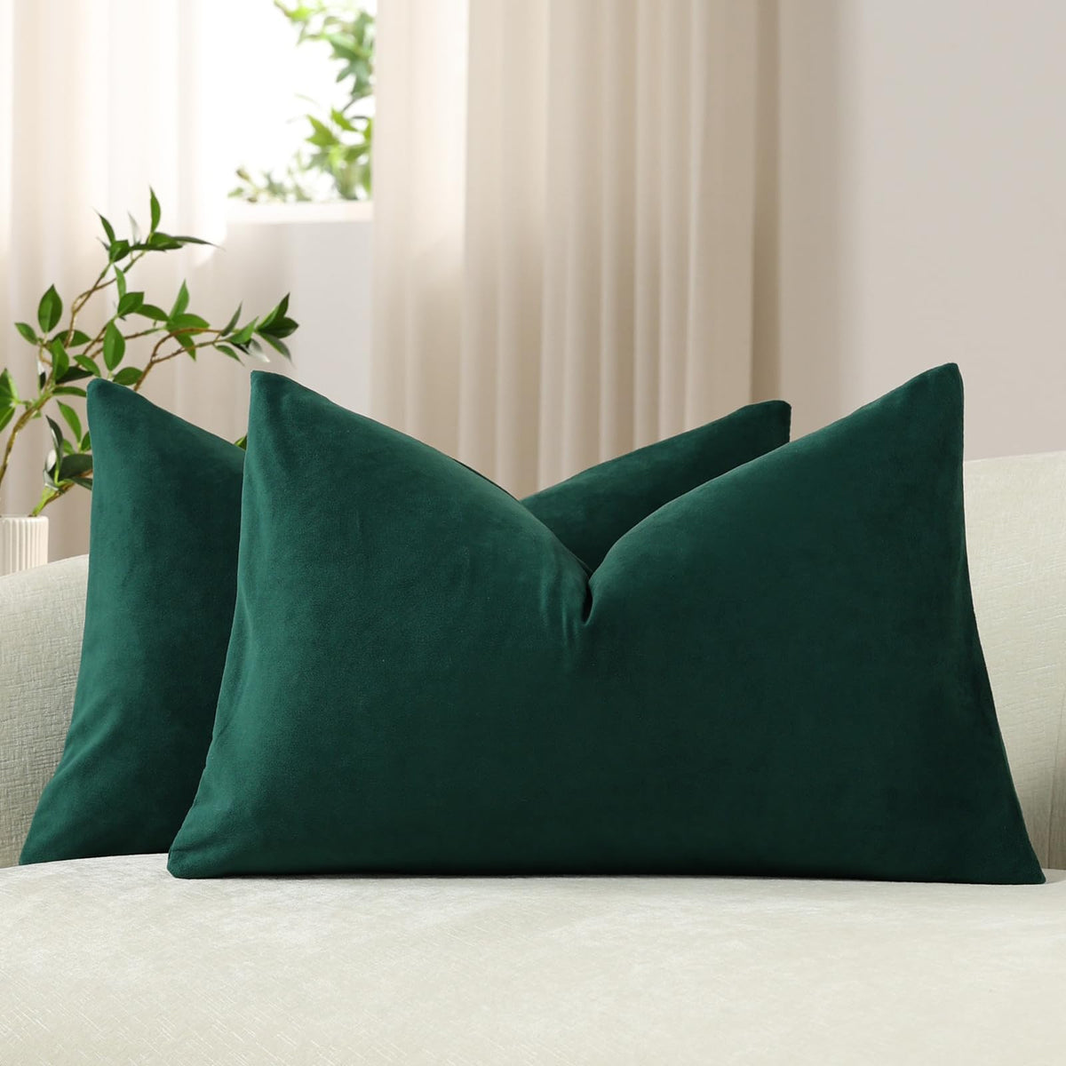 DEZENE Throw Pillow Covers 20x20 Chocolate Brown: Pack of 2 Cozy Soft Velvet Square Modern Luxury Decorative Throw Pillow Cases for Sofa Couch Living Room Bed Home Decor