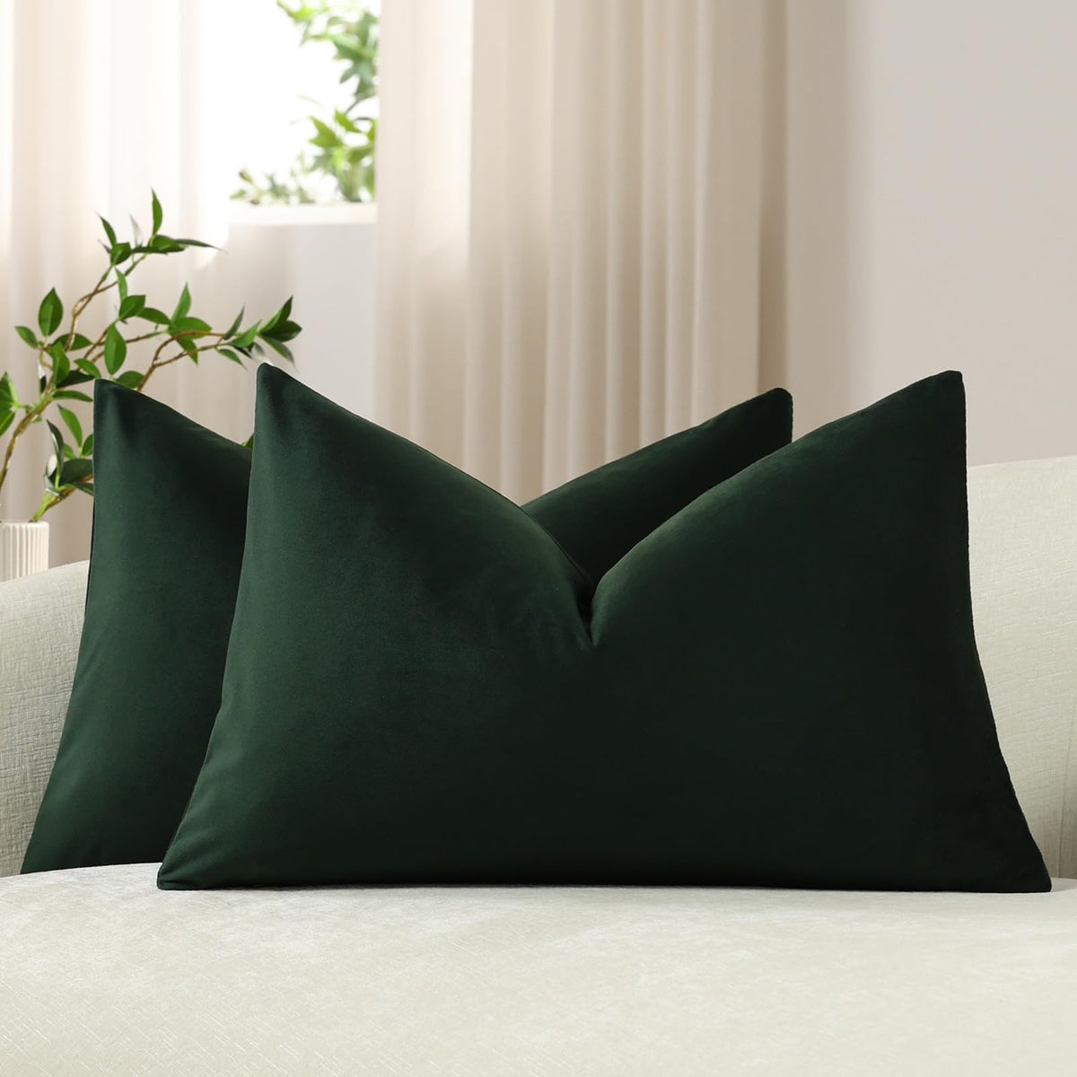 DEZENE Throw Pillow Covers 20x20 Chocolate Brown: Pack of 2 Cozy Soft Velvet Square Modern Luxury Decorative Throw Pillow Cases for Sofa Couch Living Room Bed Home Decor