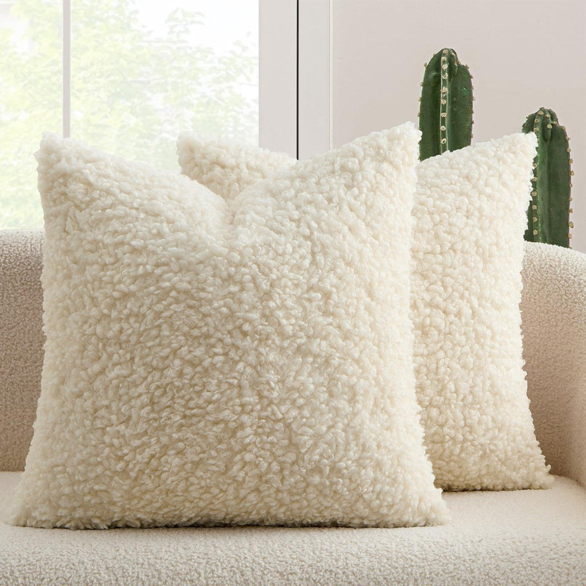 MIULEE Decorative Faux Fur Pillow Covers Sherpa 18x18 Chocolate