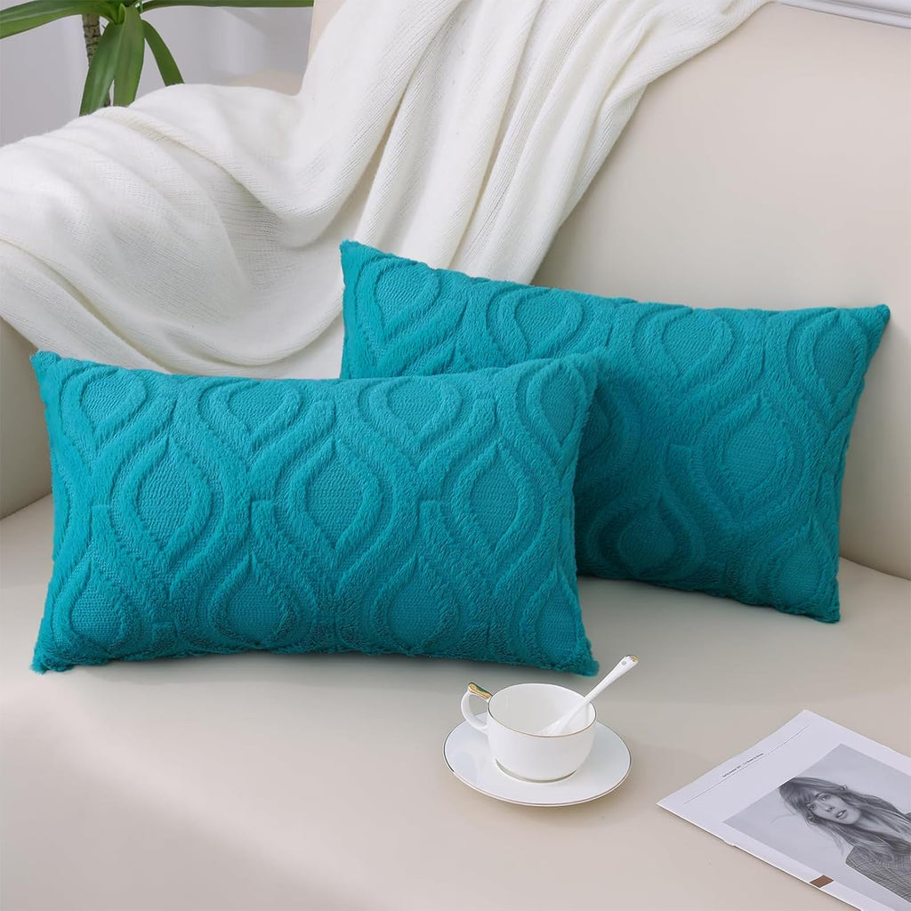 decorUhome Faux Fur Plush Soft Beige Throw Pillow Covers 18x18 Set of 2