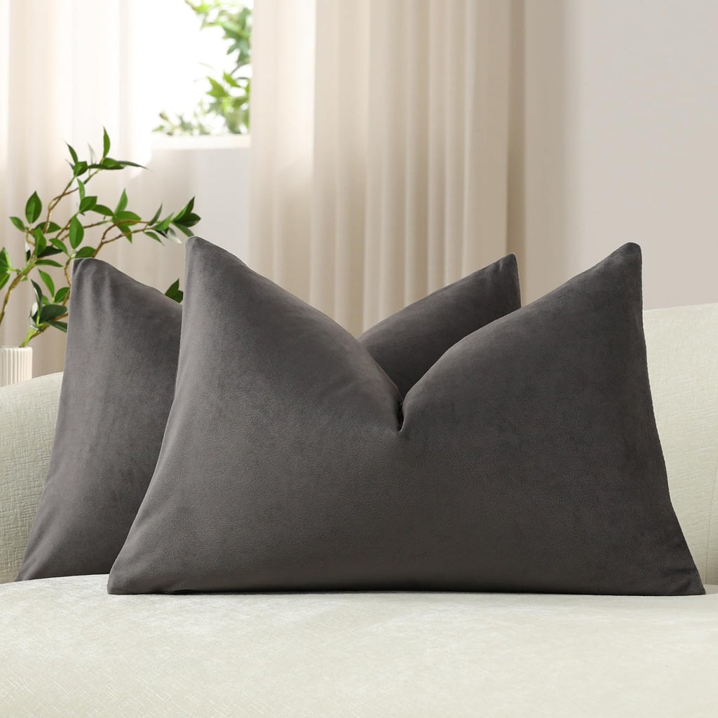 DEZENE Throw Pillow Covers 20x20 Chocolate Brown: Pack of 2 Cozy Soft Velvet Square Modern Luxury Decorative Throw Pillow Cases for Sofa Couch Living Room Bed Home Decor