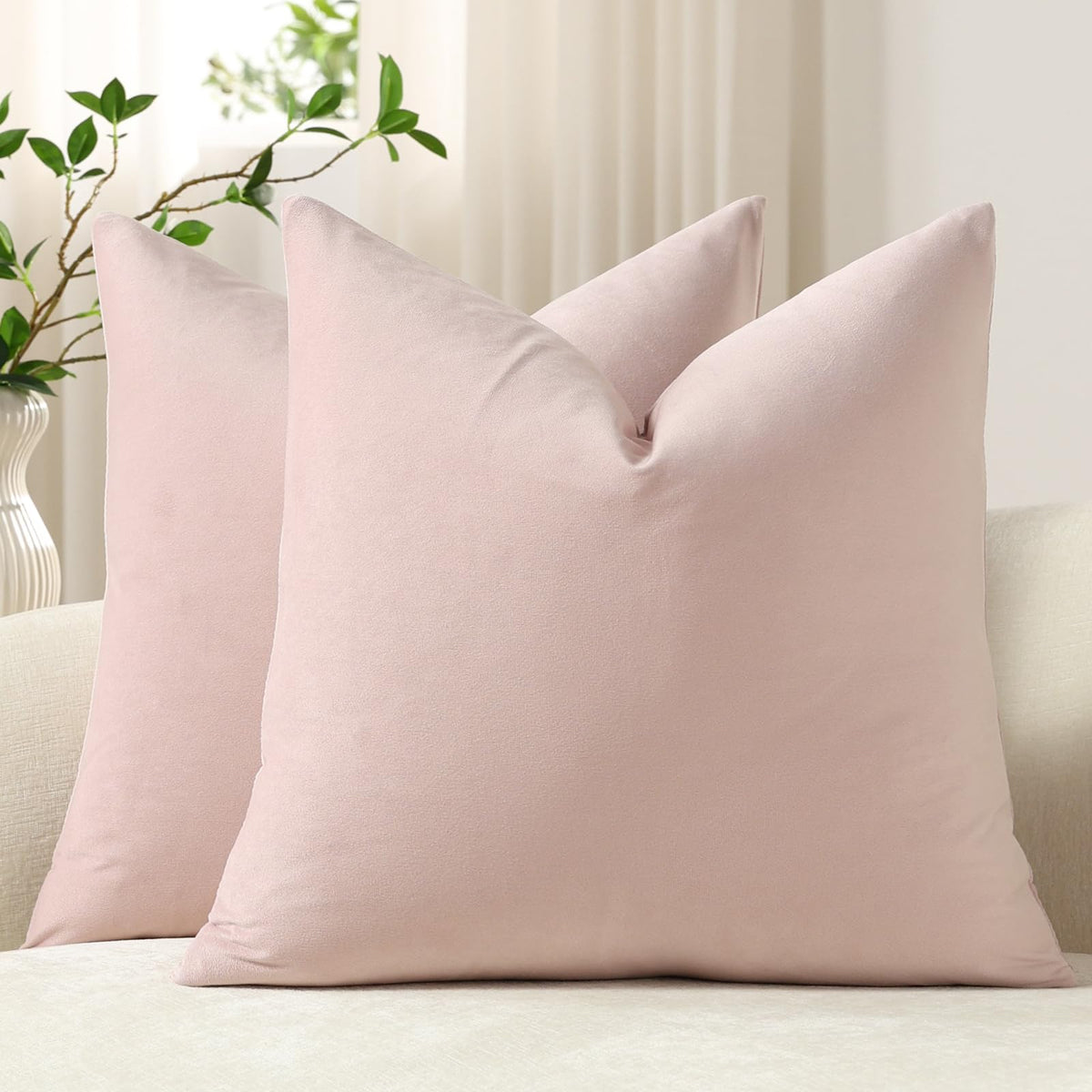 DEZENE Throw Pillow Covers 20x20 Chocolate Brown: Pack of 2 Cozy Soft Velvet Square Modern Luxury Decorative Throw Pillow Cases for Sofa Couch Living Room Bed Home Decor