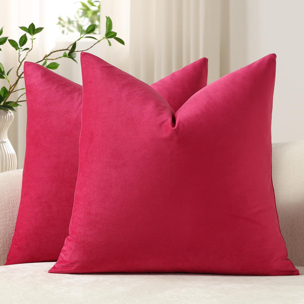 DEZENE Throw Pillow Covers 20x20 Chocolate Brown: Pack of 2 Cozy Soft Velvet Square Modern Luxury Decorative Throw Pillow Cases for Sofa Couch Living Room Bed Home Decor