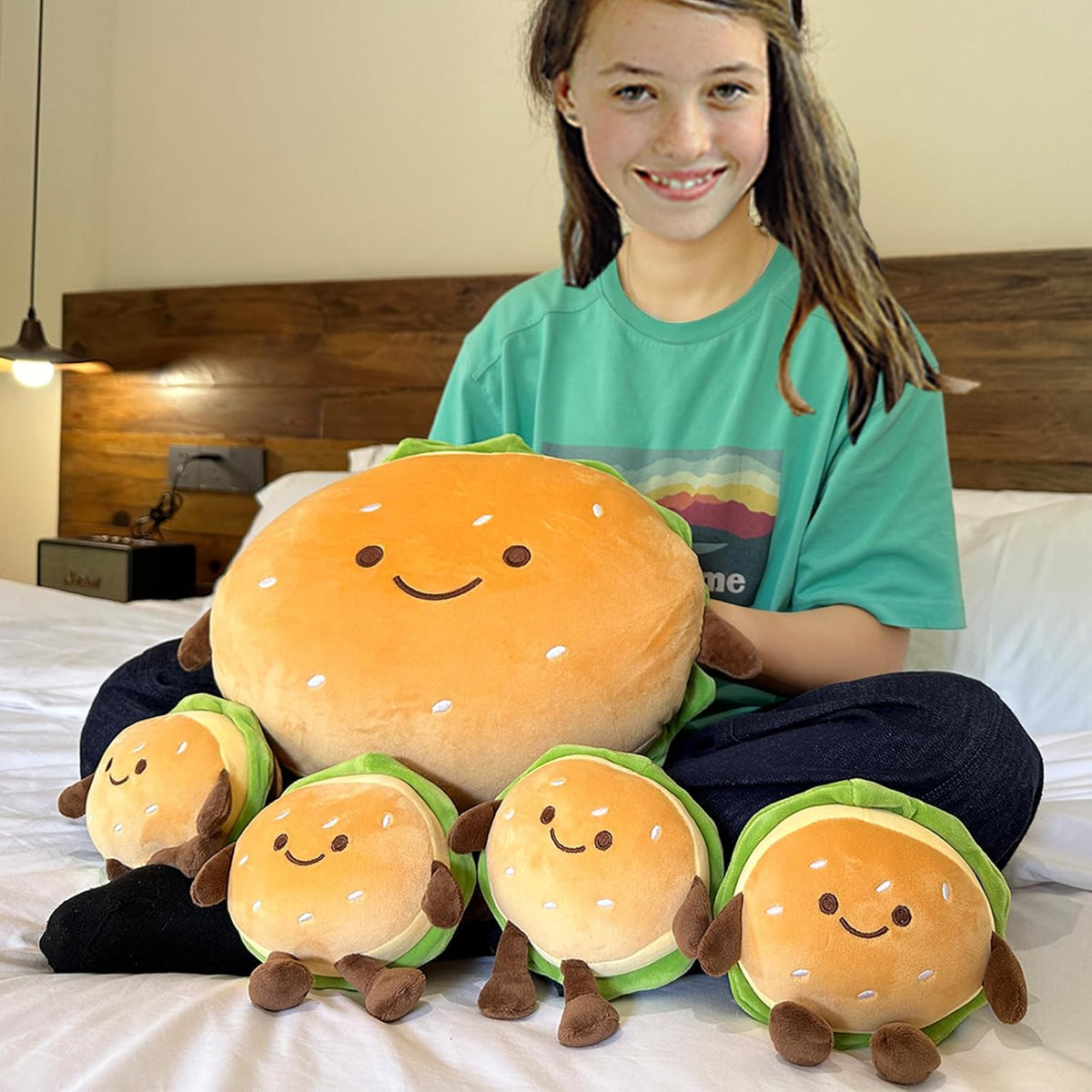 Goylmc Hamburger Plush Toy - Hamburger Stuffed Toys - Cute Food Plush Pillow - Room Decor Holiday Birthday for Kids Boys Girls (6")
