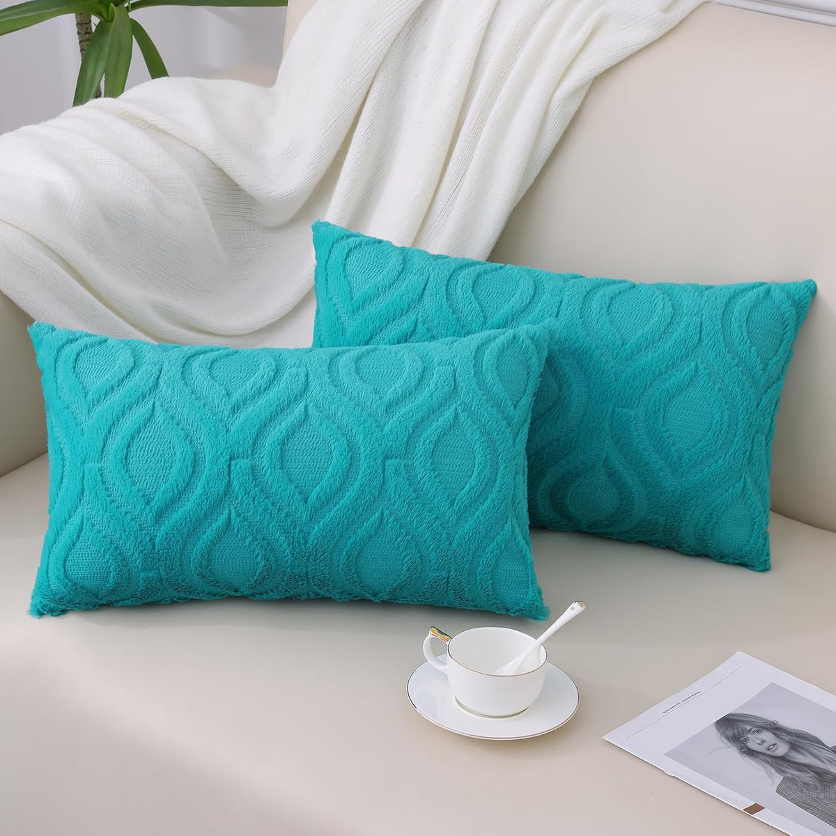 decorUhome Faux Fur Plush Soft Beige Throw Pillow Covers 18x18 Set of 2