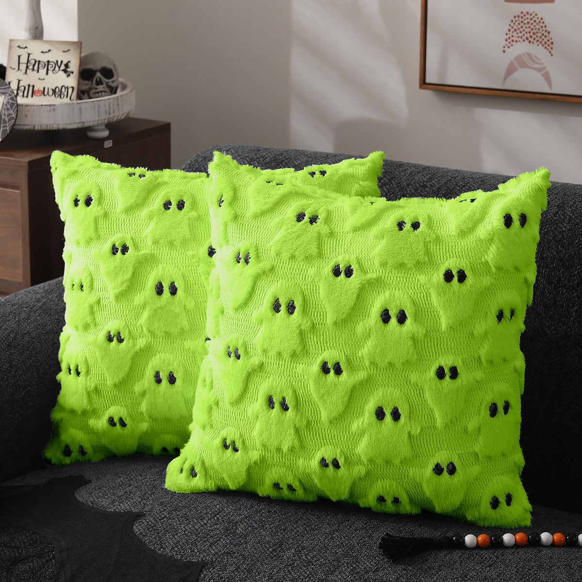 DFXSZ Halloween Pillow Covers 18x18 inch 2Pcs White Ghost Halloween Decor