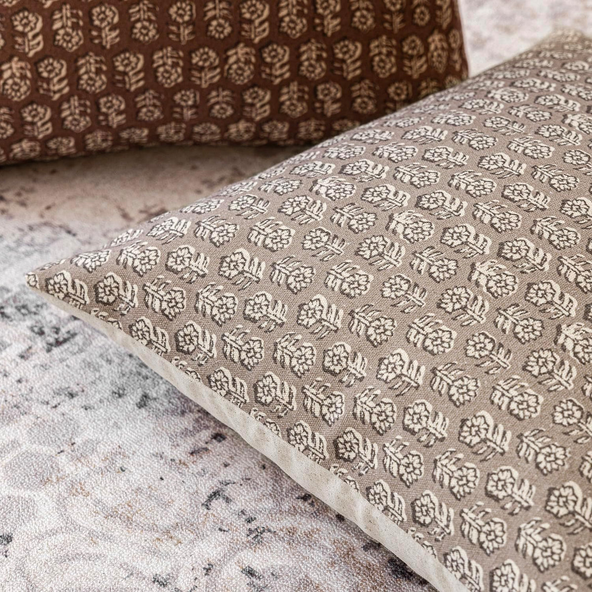 Foindtower Decorative Floral Print Throw Pillow Covers 20×20 Inch,Tan Taupe