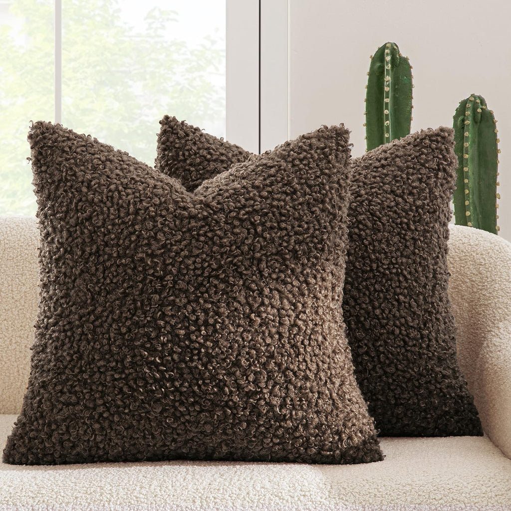 MIULEE Decorative Faux Fur Pillow Covers Sherpa 18x18 Chocolate
