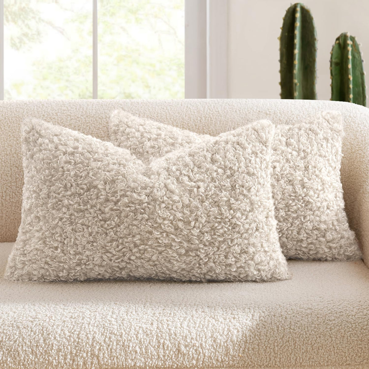 MIULEE Decorative Faux Fur Pillow Covers Sherpa 18x18 Chocolate