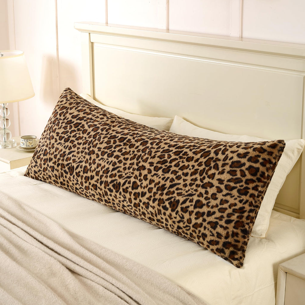 GALMAXS7 Cheetah Pillow Covers Leopard Throw Pillow Covers Set of 2, 18x18
