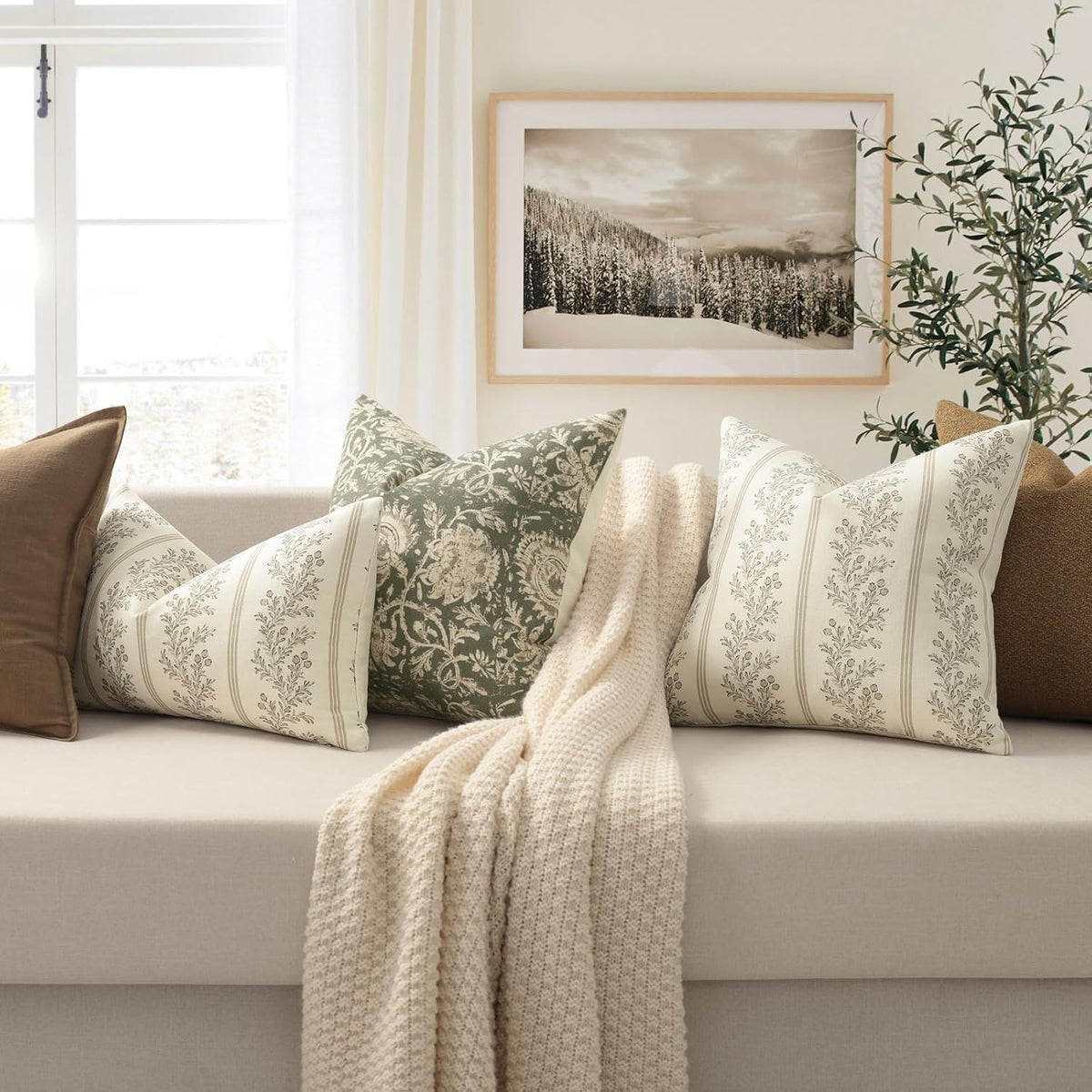 Vintage Throw Pillow Covers 18x18 Set of 2, Striped Floral Pillow Cover Botanical Patterned Decorative Cushion Covers Modern Farmhouse Home Decor for Sofa Couch Bed Living Room, Light Brown