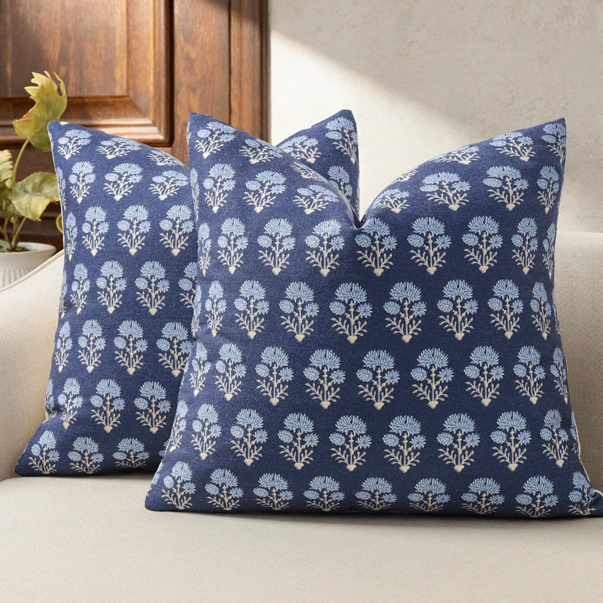 Farmhouse Floral Pillow Covers 18x18 Set of 2, Country Botanical Throw Pillow Cover for Sofa Couch Bed Living Room, Rustic Vintage Flower Cushion Covers Cottage Home Decor,Vintage Walnut