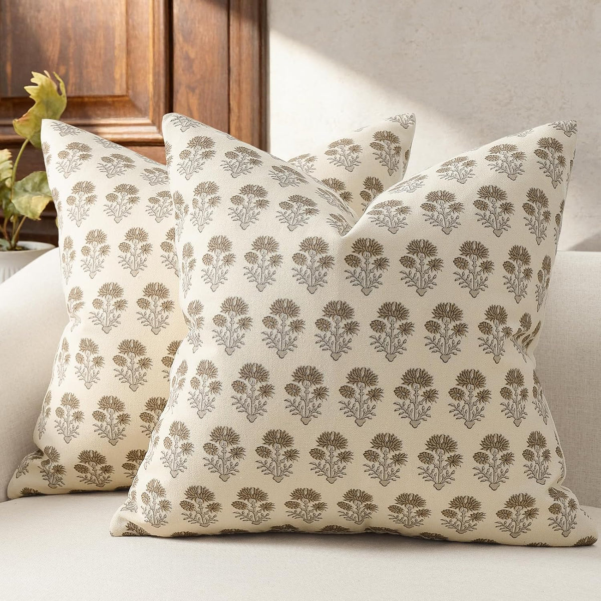 Farmhouse Floral Pillow Covers 18x18 Set of 2, Country Botanical Throw Pillow Cover for Sofa Couch Bed Living Room, Rustic Vintage Flower Cushion Covers Cottage Home Decor,Vintage Walnut
