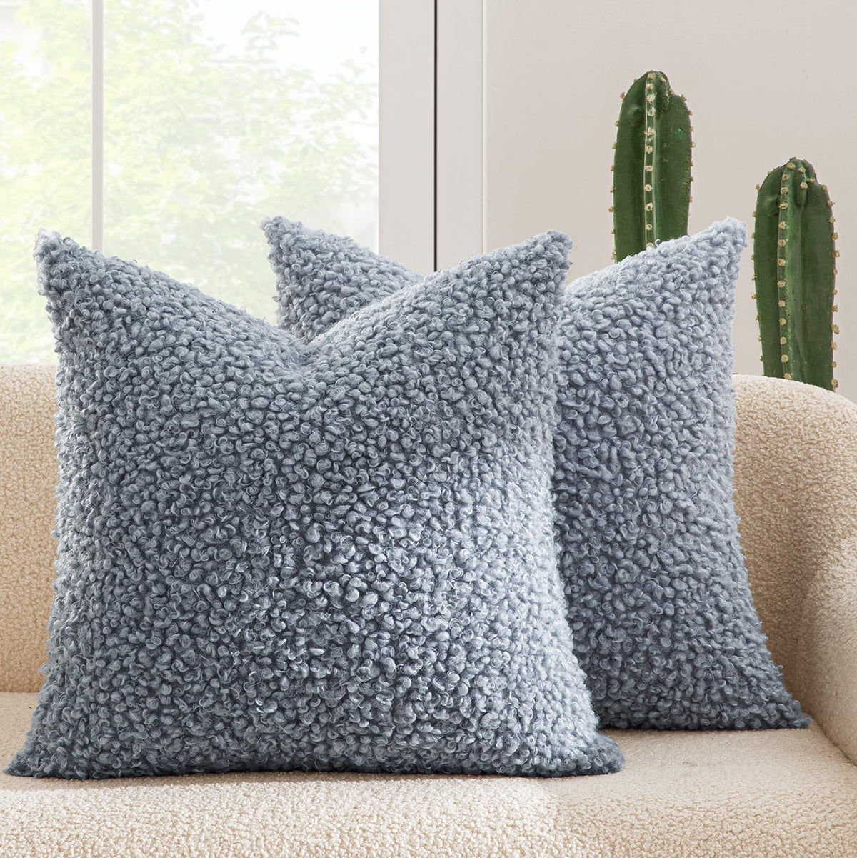 MIULEE Decorative Faux Fur Pillow Covers Sherpa 18x18 Chocolate