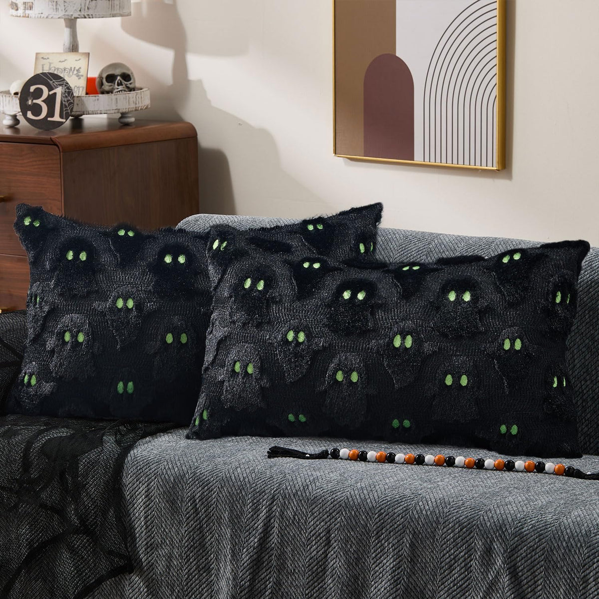 DFXSZ Halloween Pillow Covers 22x22 inch 2Pcs White Ghost Halloween Decor