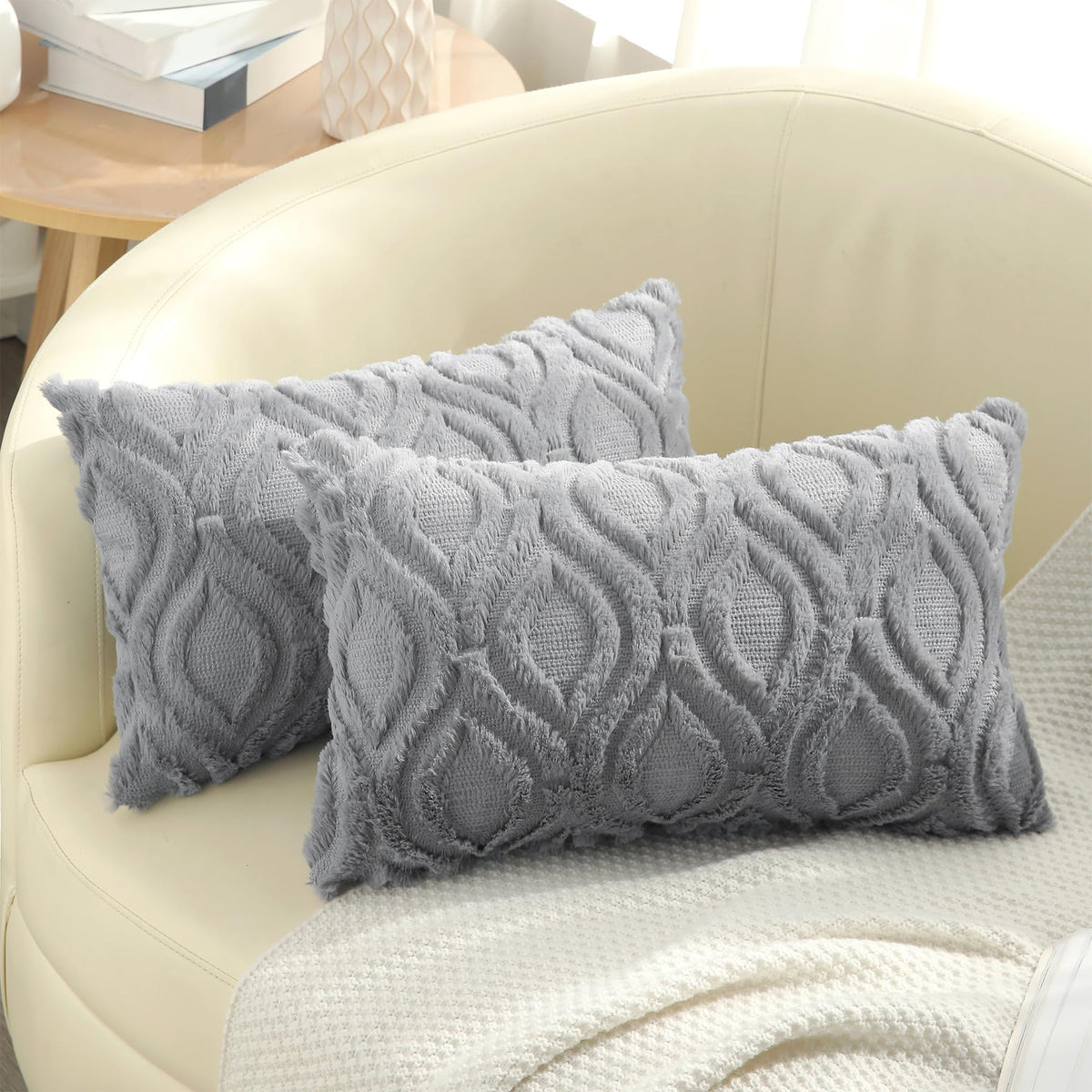decorUhome Faux Fur Plush Soft Beige Throw Pillow Covers 18x18 Set of 2