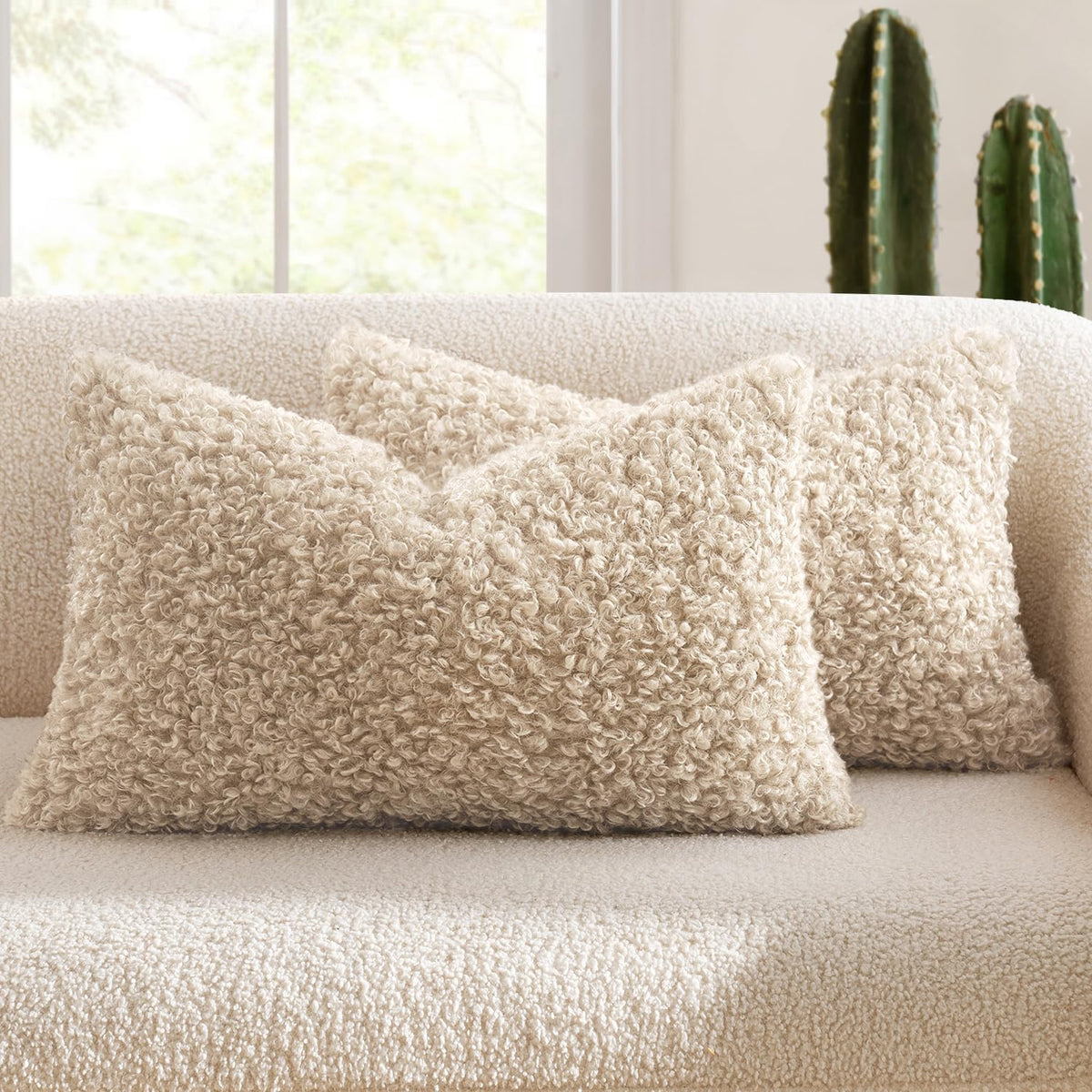 MIULEE Decorative Faux Fur Pillow Covers Sherpa 18x18 Chocolate