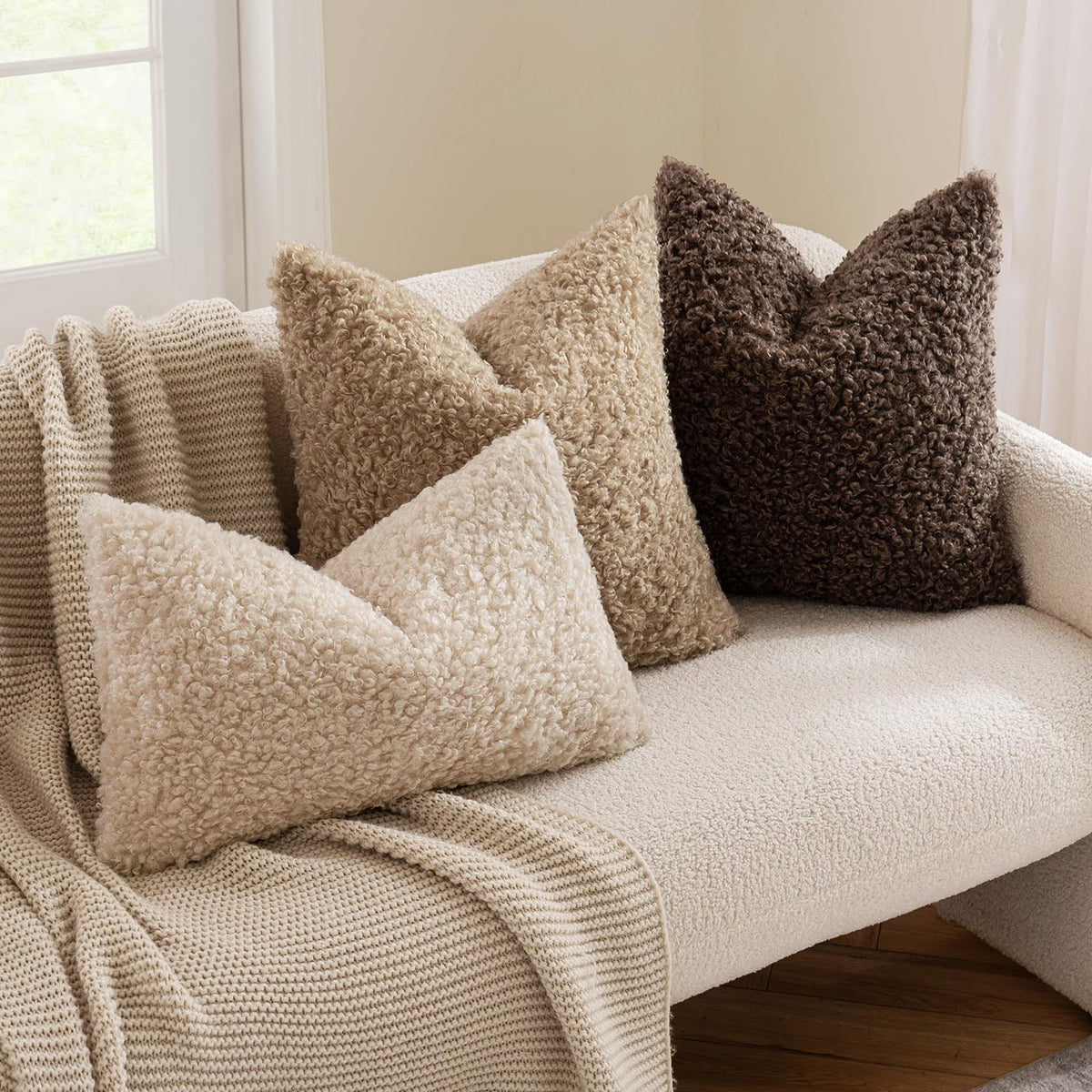 MIULEE Decorative Faux Fur Pillow Covers Sherpa 18x18 Chocolate