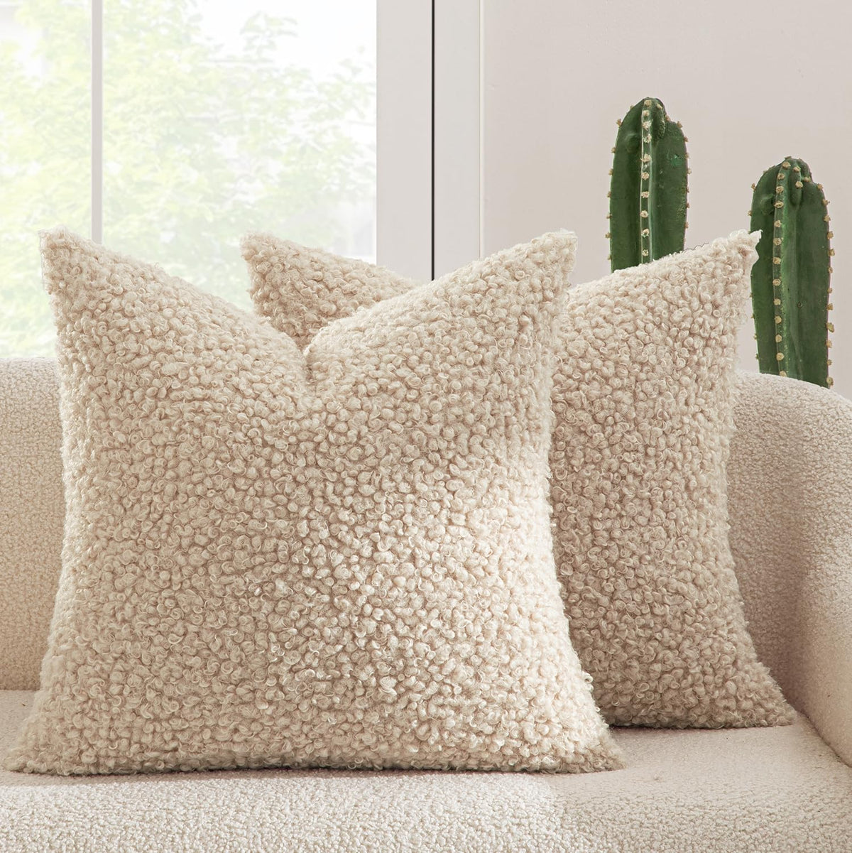 MIULEE Decorative Faux Fur Pillow Covers Sherpa 18x18 Chocolate