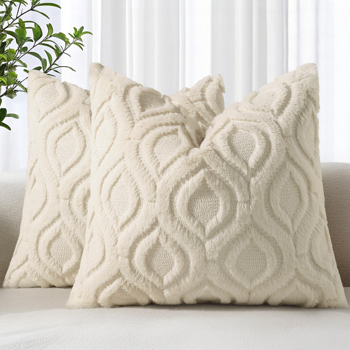 decorUhome Faux Fur Plush Soft Beige Throw Pillow Covers 18x18 Set of 2