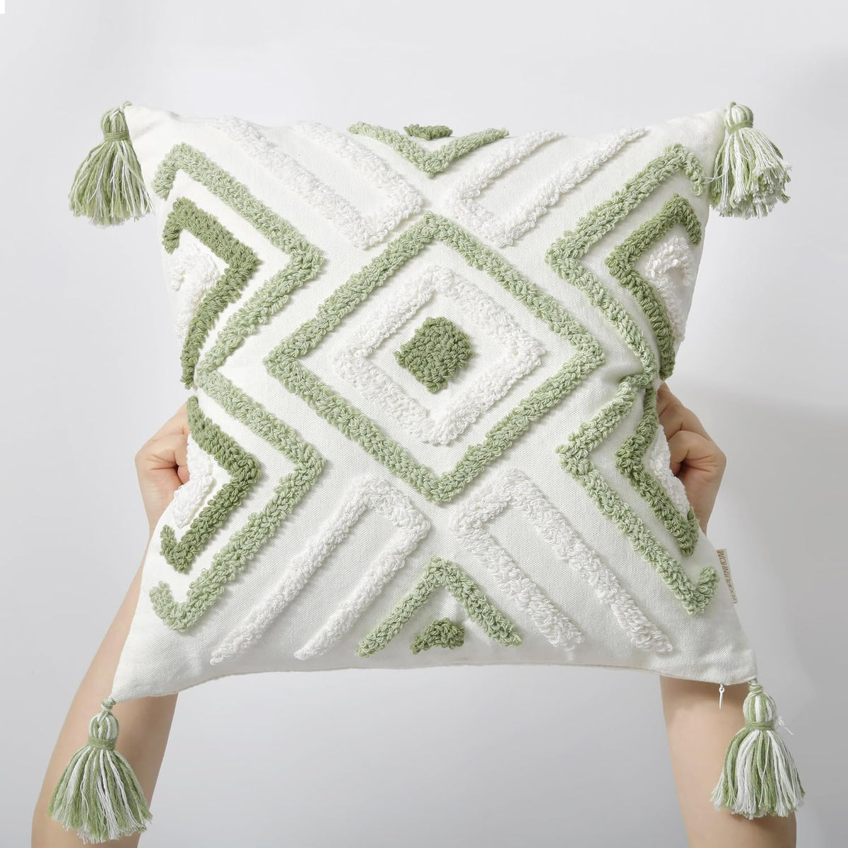 Boho Pillow Covers 18X18 Inch Boho Tufted Throw Pillow Covers Decorative Tassels Cushion Cover Farmhouse Pillow Case for Couch Sofa Bed Living Room Bedroom, Green