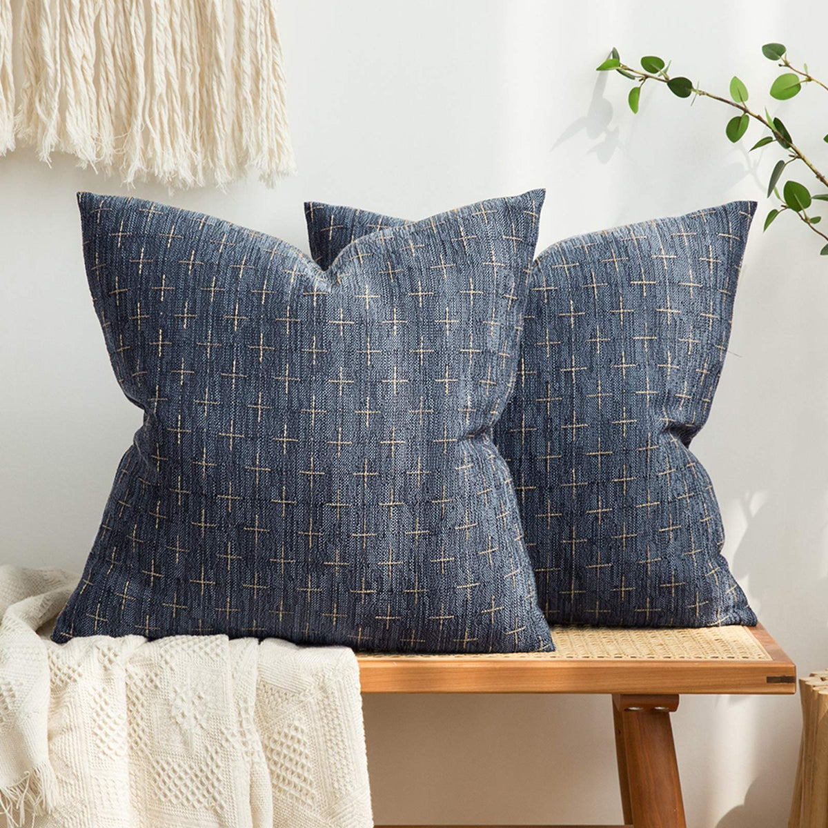 MIULEE Pack of 2 Decorative Vintage Burlap Linen Spring Throw Pillow Covers Modern Farmhouse Pillowcase Rustic Woven Textured Cushion Cover for Sofa Couch Bed 18x18 Inch Olive Green