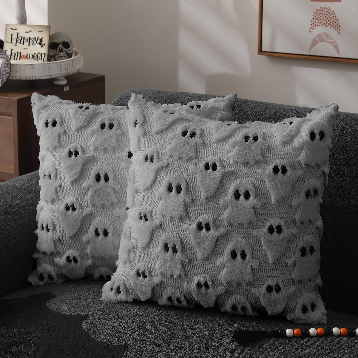 DFXSZ Halloween Pillow Covers 22x22 inch 2Pcs White Ghost Halloween Decor