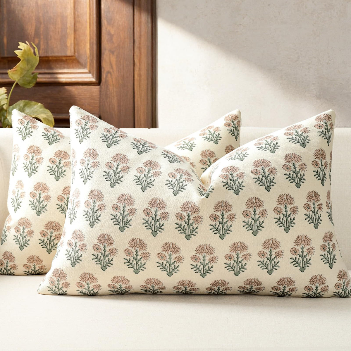 Farmhouse Floral Pillow Covers 18x18 Set of 2, Country Botanical Throw Pillow Cover for Sofa Couch Bed Living Room, Rustic Vintage Flower Cushion Covers Cottage Home Decor,Vintage Walnut