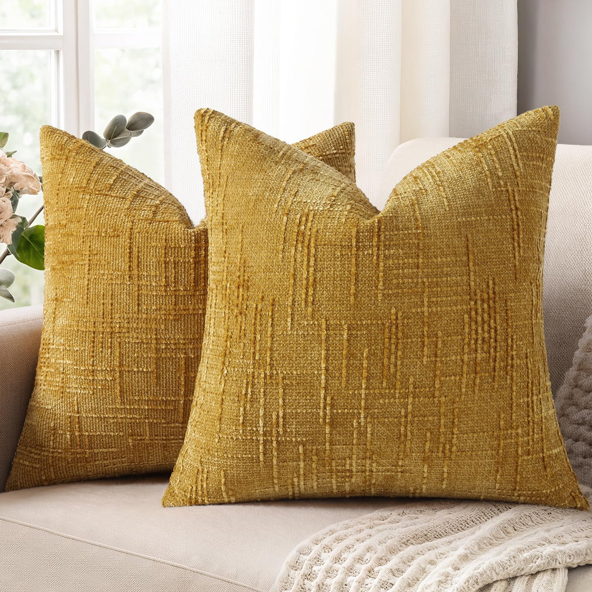 decorUhome Textured Chenille Throw Pillow Covers 18x18 Set of 2 Cream White