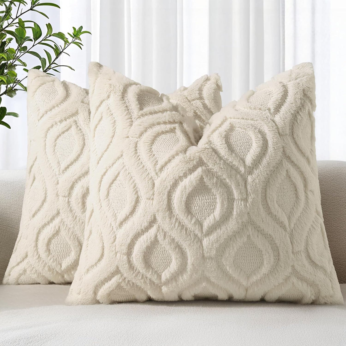 decorUhome Faux Fur Plush Soft Beige Throw Pillow Covers 18x18 Set of 2