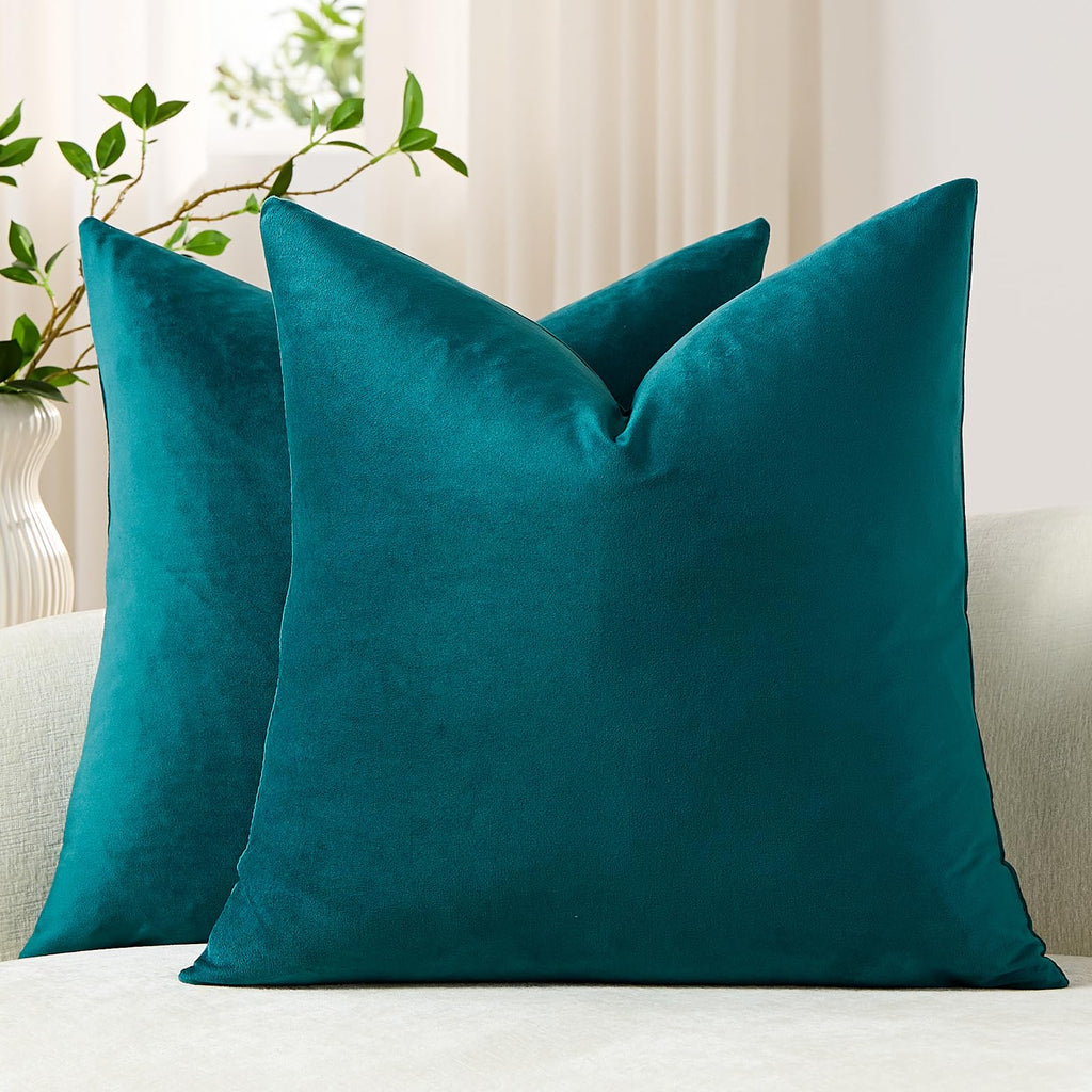 DEZENE Throw Pillow Covers 20x20 Chocolate Brown: Pack of 2 Cozy Soft Velvet Square Modern Luxury Decorative Throw Pillow Cases for Sofa Couch Living Room Bed Home Decor