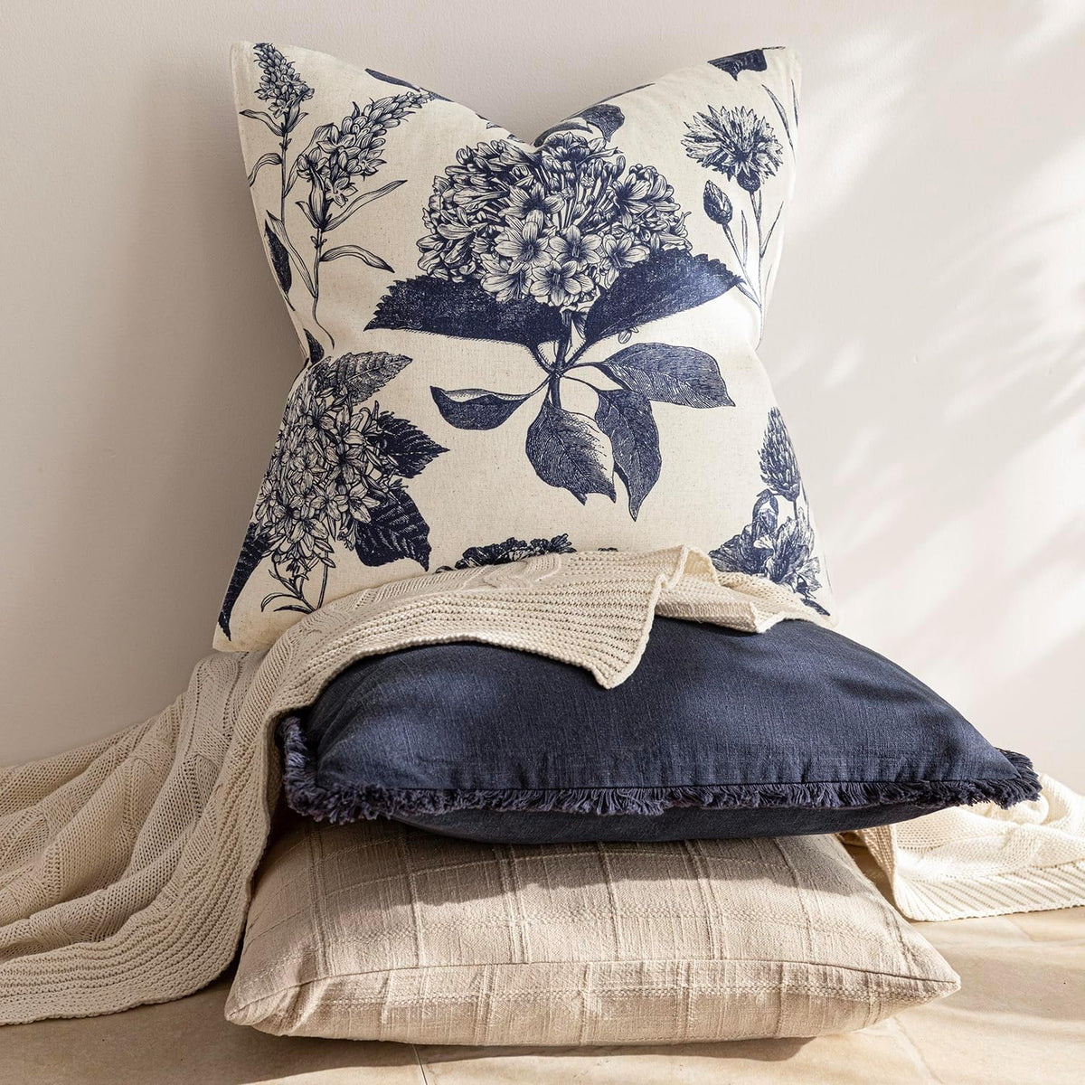 Foindtower Set of 2 Linen Floral Vintage Throw Pillow Covers Neutral Accent Print Decorative Cozy Cushion Covers Farmhouse Boho Home Decor for Sofa Chair Couch Bed Living Room,18×18 Inch,Navy Blue
