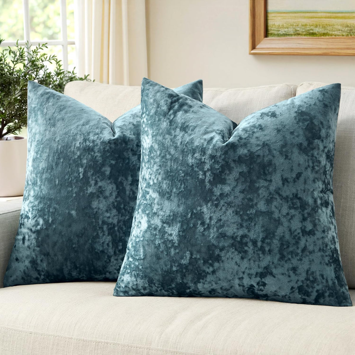 MIULEE Fall Velvet Throw Pillow Covers Burnt Orange 18x18 inch Set of 2