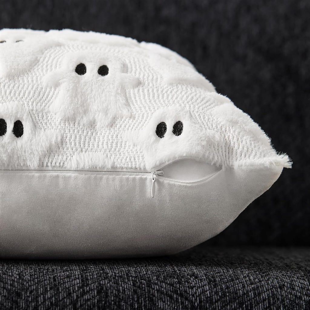 DFXSZ Halloween Pillow Covers 22x22 inch 2Pcs White Ghost Halloween Decor