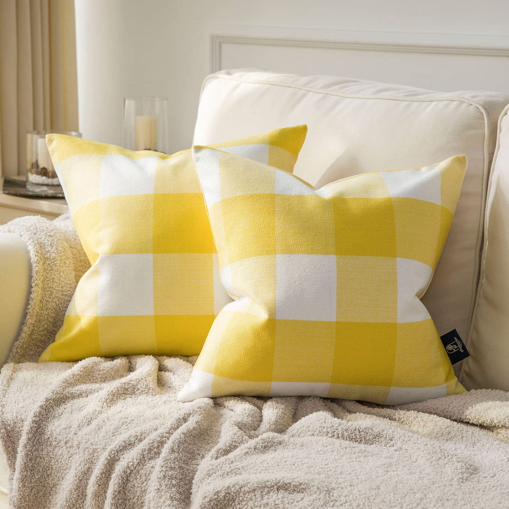 Phantoscope Pack of 2 Gingham Buffalo Check Plaid Throw Decorative Pillow Cover Outdoor Indoor Throw Pillows Farmhouse Square Pillow Cases for Home Decor Off White,18 x 18 Inches