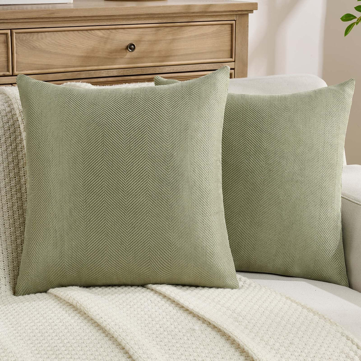 FUTEI Pack of 2 Chenille Throw Pillow Covers 18x18 Inch, Black