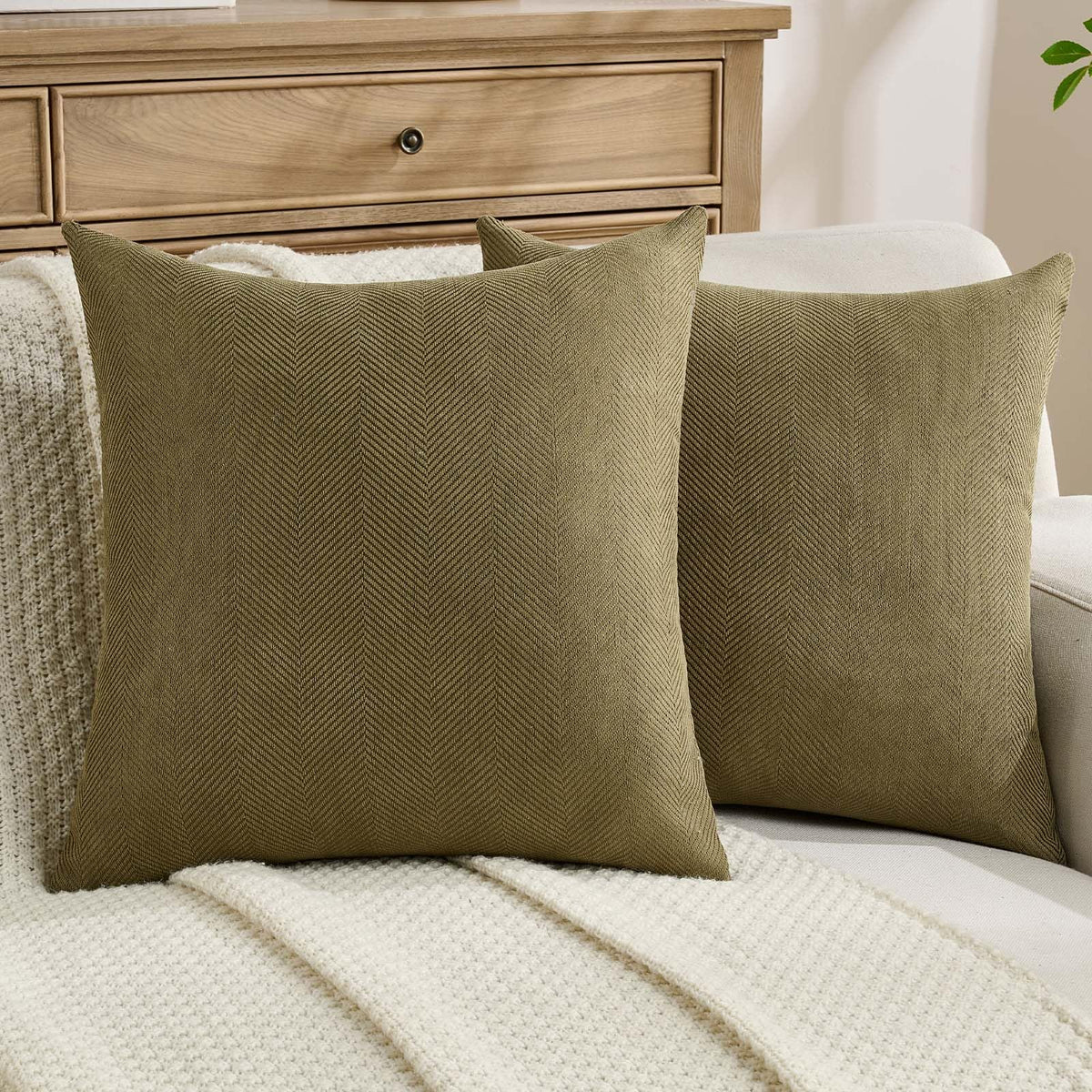 FUTEI Pack of 2 Chenille Throw Pillow Covers 18x18 Inch, Black